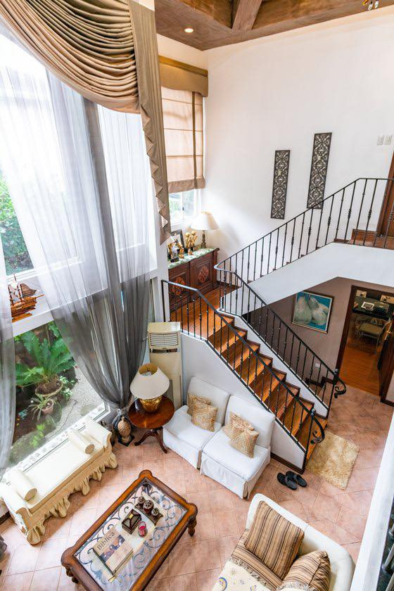 2-storey Mediterranean House for sale in Don Antonio Royale, Quezon City photo 2