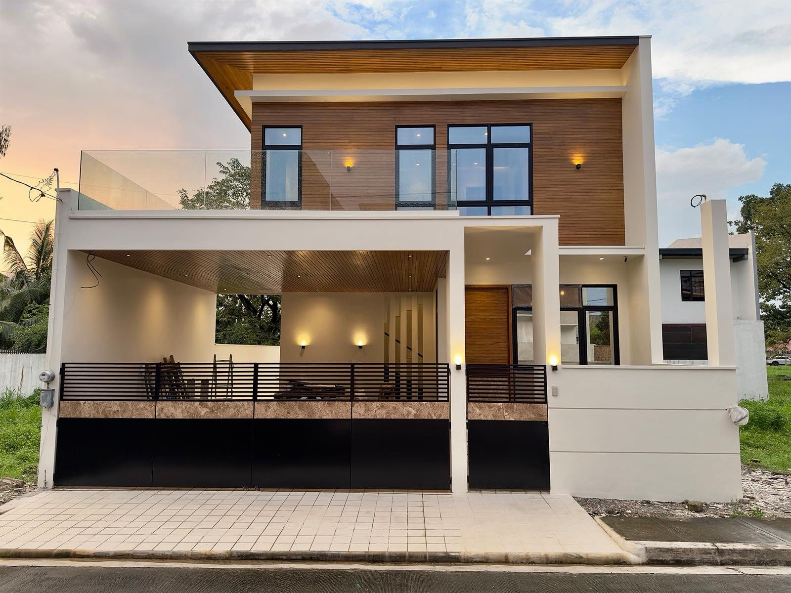 Enchanting 4-Bedroom House and Lot for Sale in Trevi Executive Village photo 1
