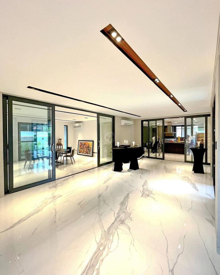 House and Lot for Sale in Ayala Alabang photo 3