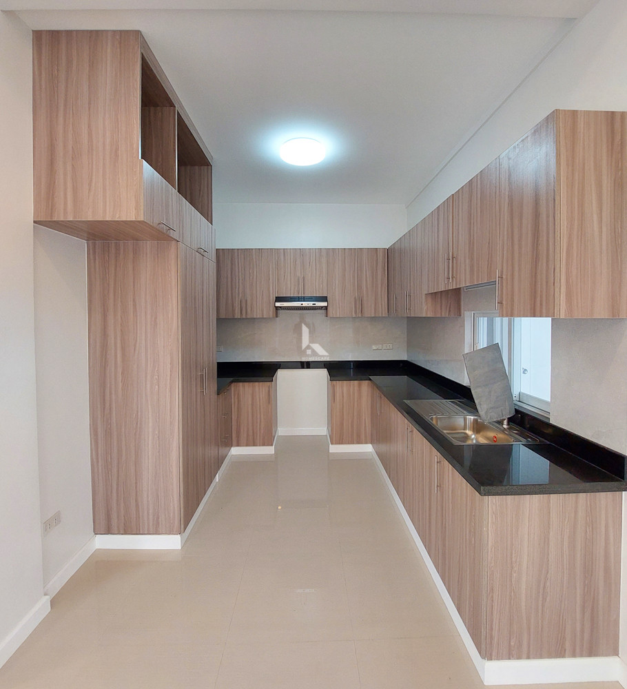 2 Storey Brand New House and Lot for Sale in Greenwoods, photo 3