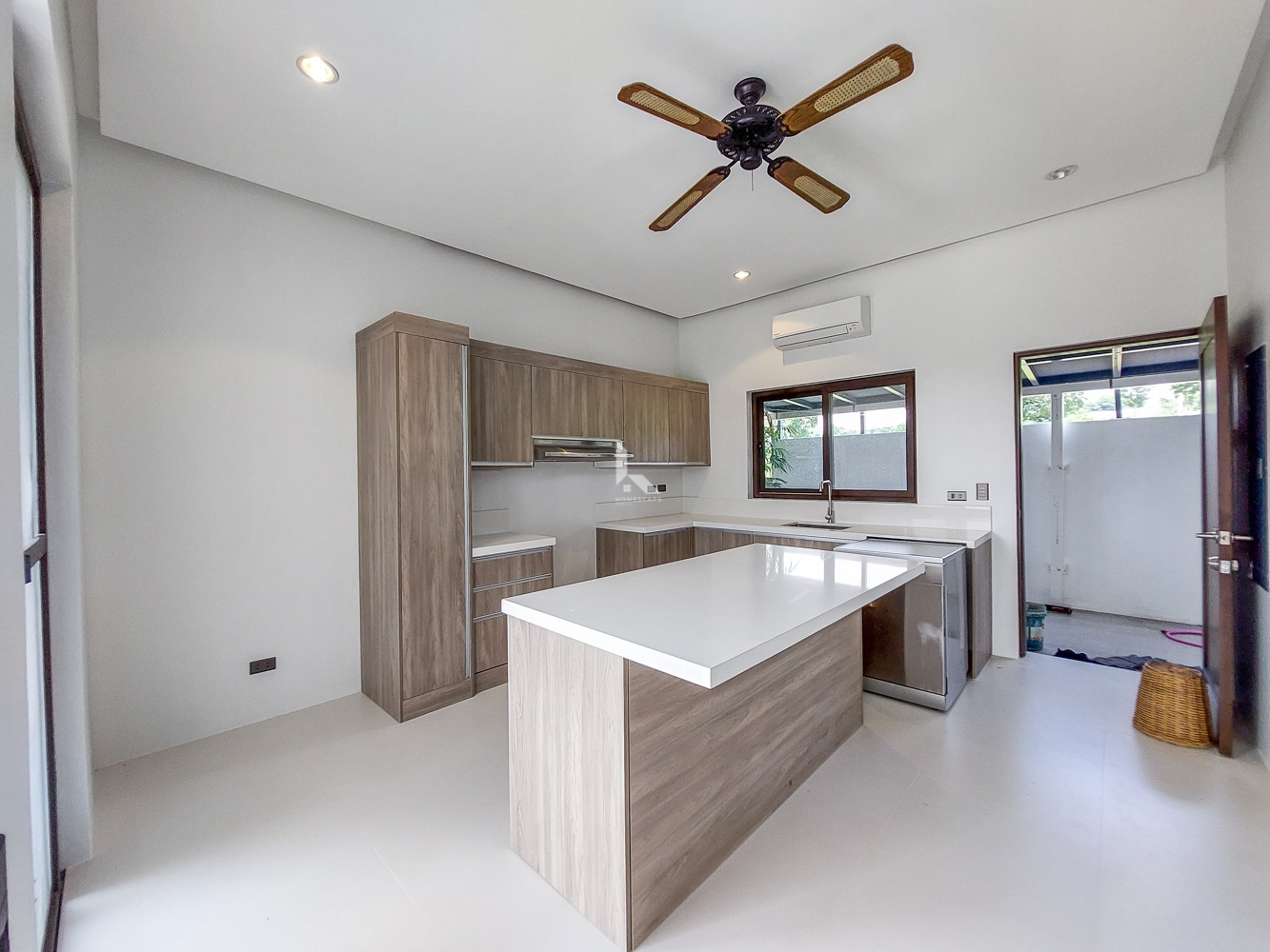 Brand New 2 Storey House and Lot for Sale in Southwoods Residential Estate photo 4