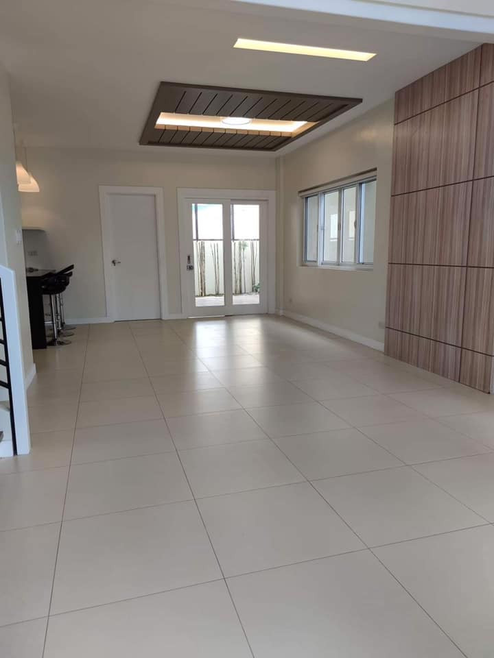 Modern Contemporary 5BR House & Lot For Sale In BF Homes photo 1