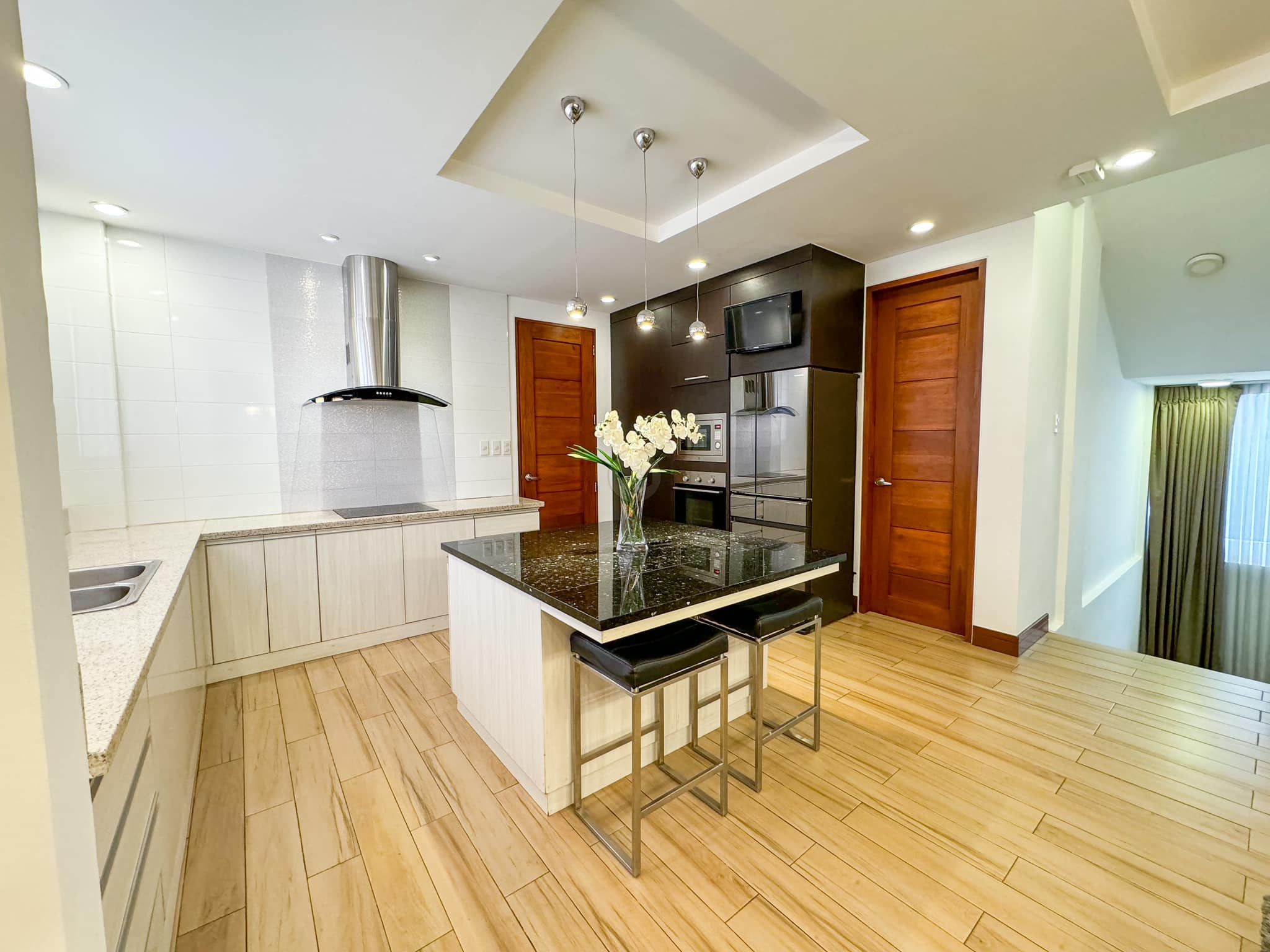 An Elegant 4 Bedroom House and Lot for Sale in Filinvest Heights, Quezon City photo 3