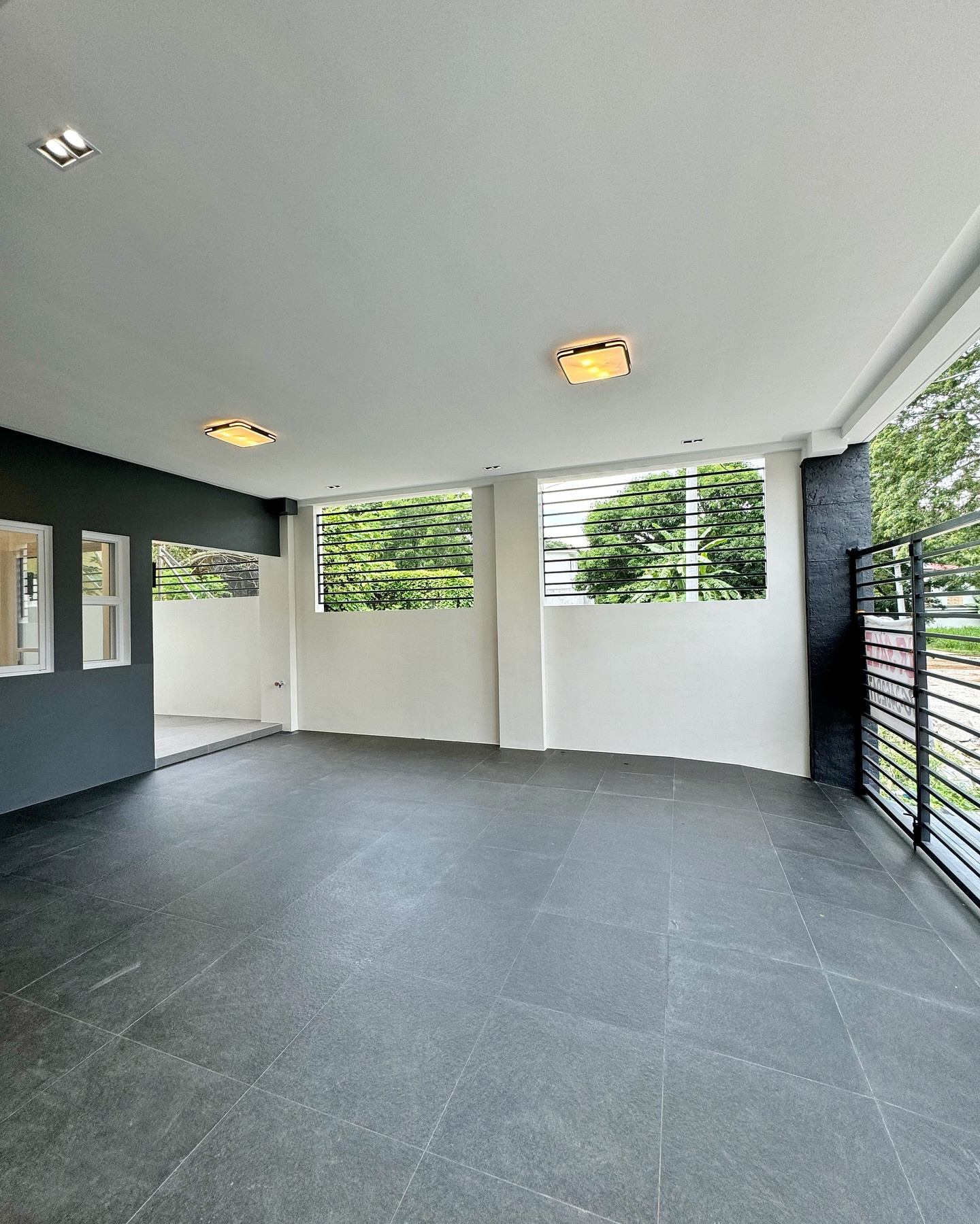 Brand New Modern Contemporary House for Sale photo 2