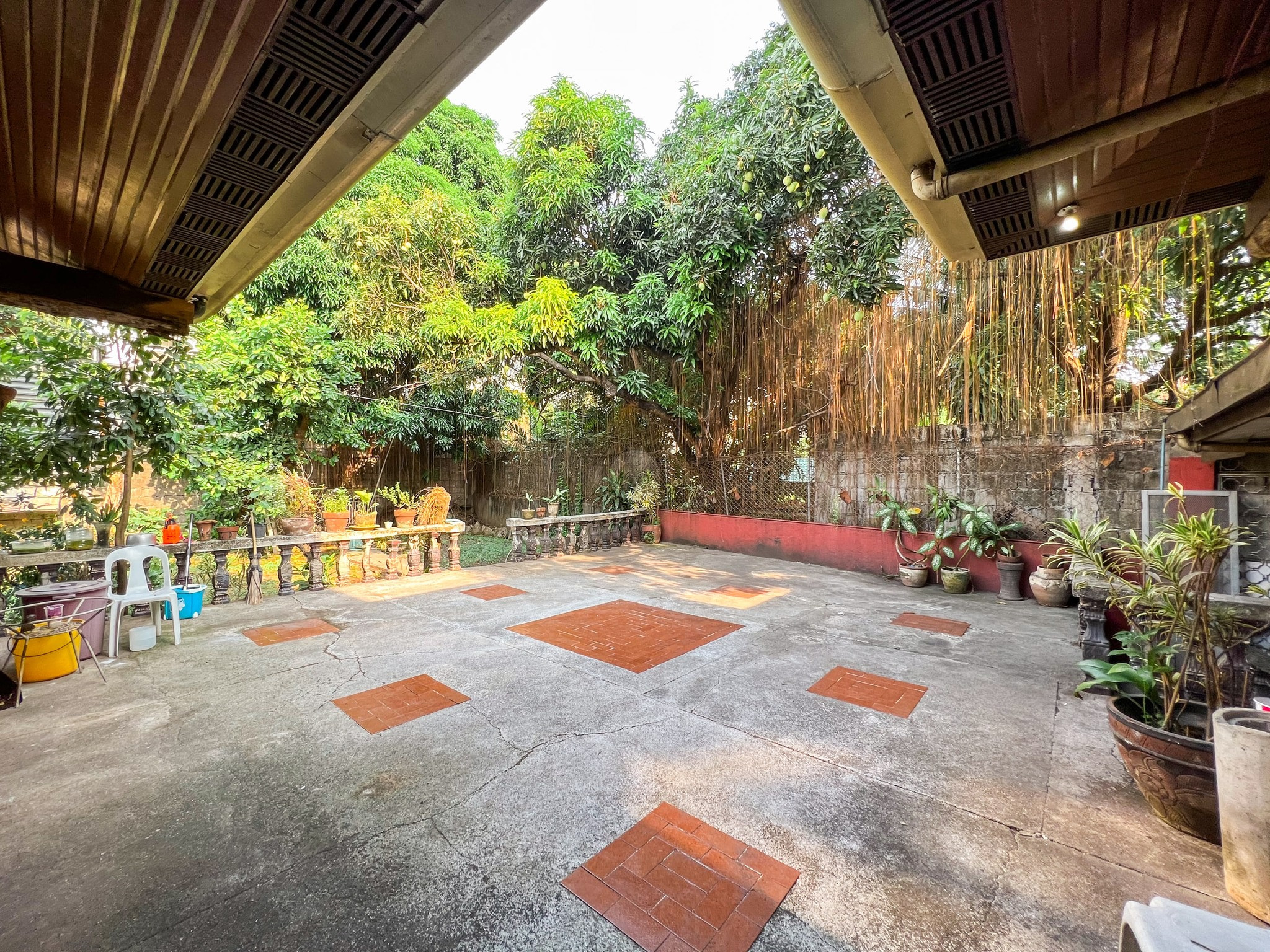 Stylishly Designed House For Sale Near Congressional Ave photo 5
