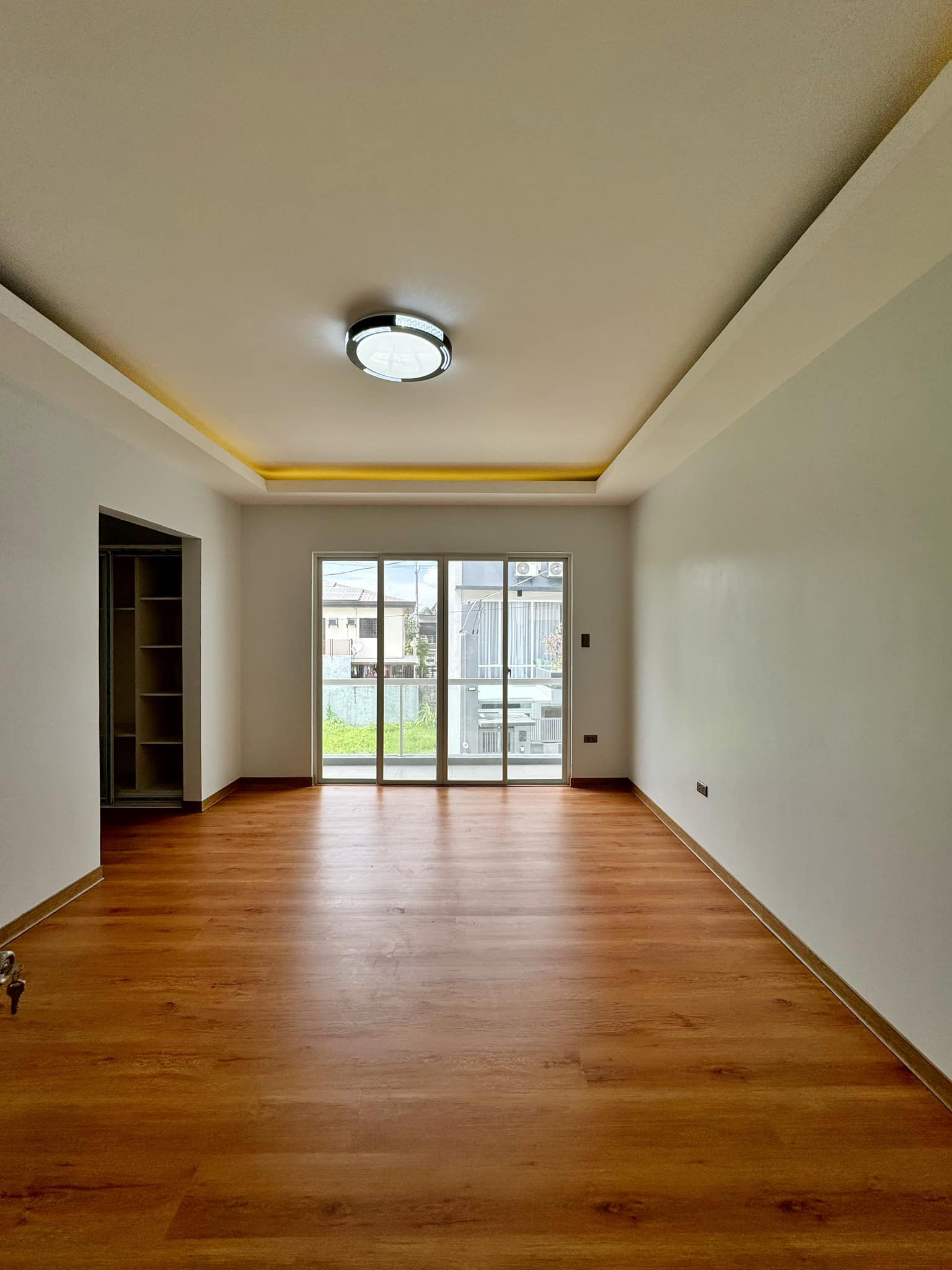 Brand New Modern 3-Storey House for Sale in Greenwoods Executive Village photo 5
