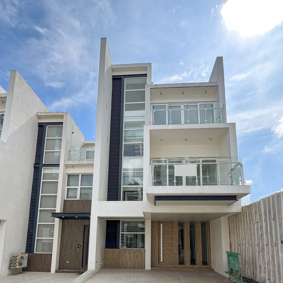 Bright and Airy Modern House and Lot For Sale photo 1