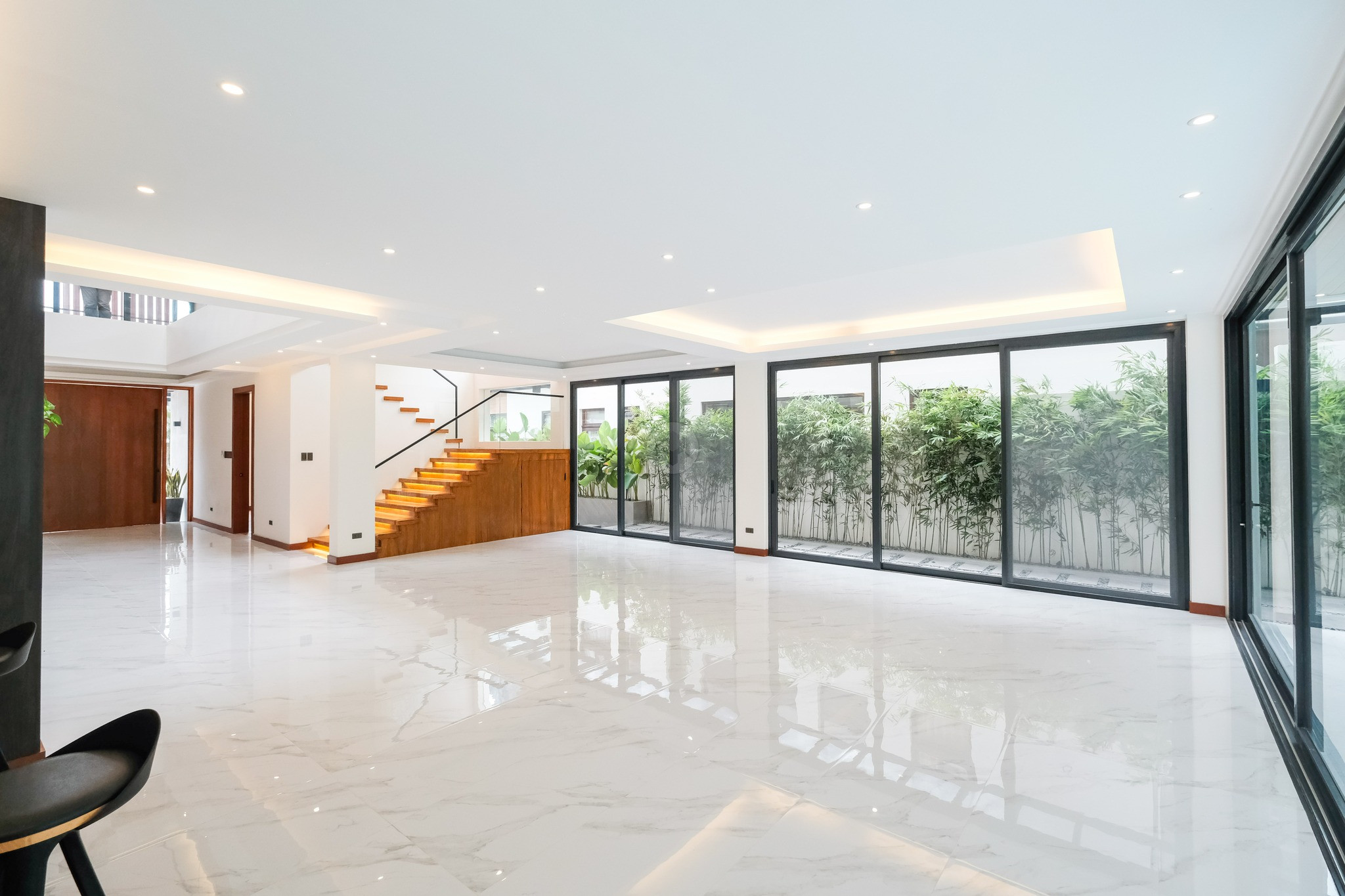 Secure this Contemporary Brand-New House in Alabang photo 3