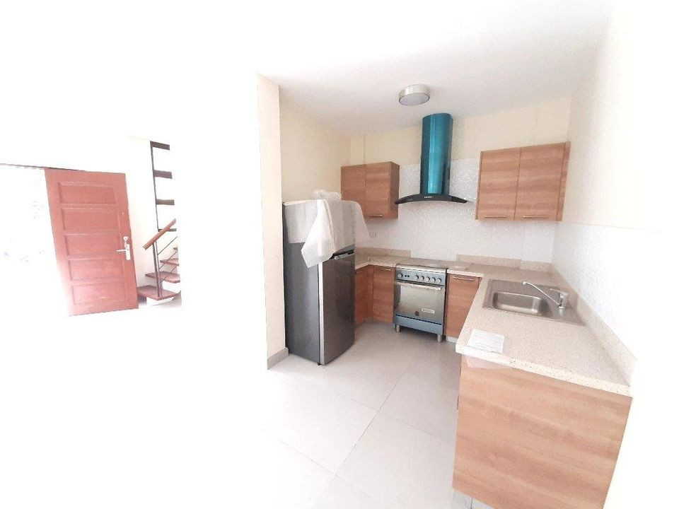 Brand New House and Lot For Sale in Ridges Banawa Cebu photo 5