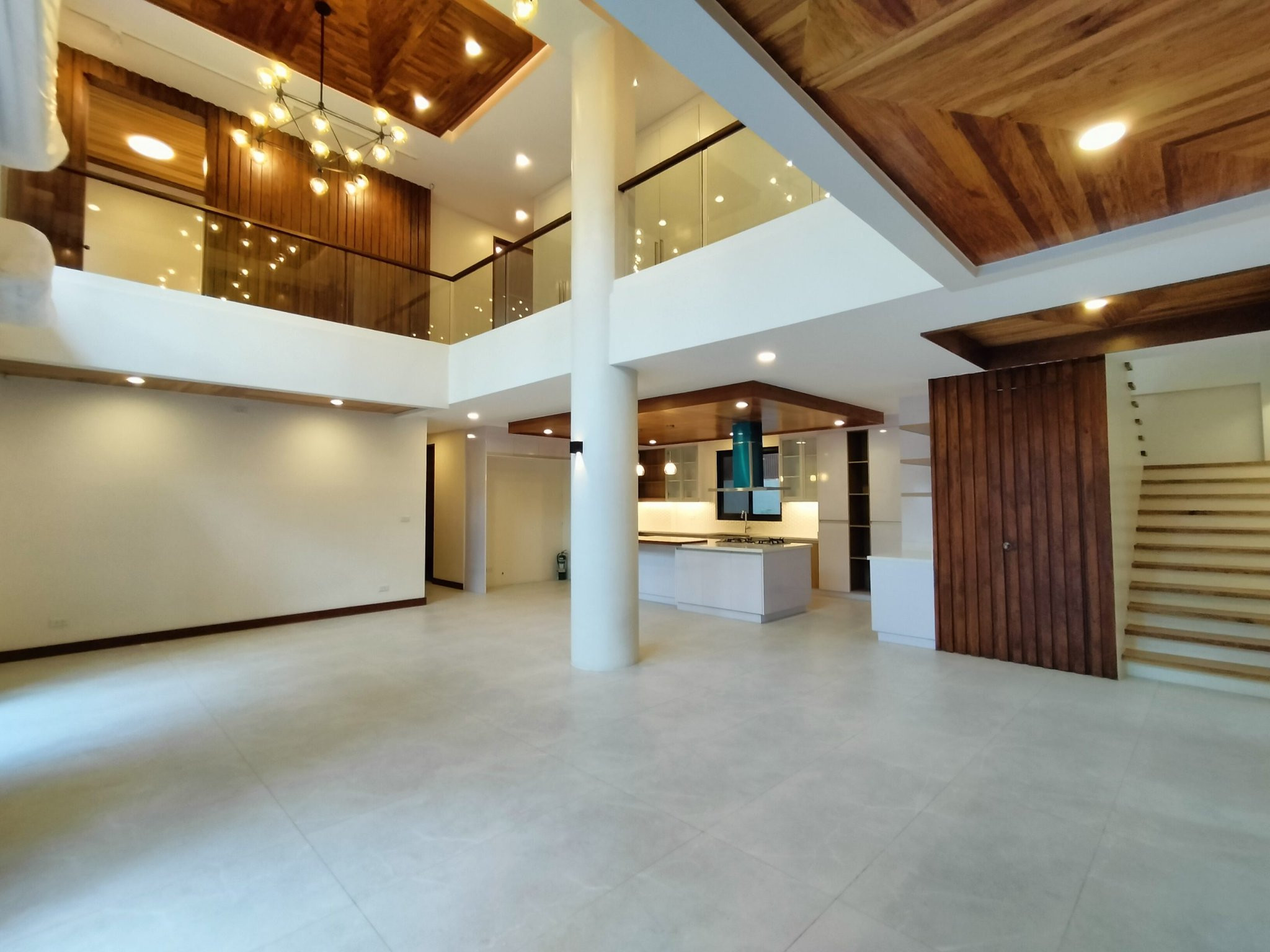 Dazzling Brand New Modern House in Ayala Alabang Village photo 1