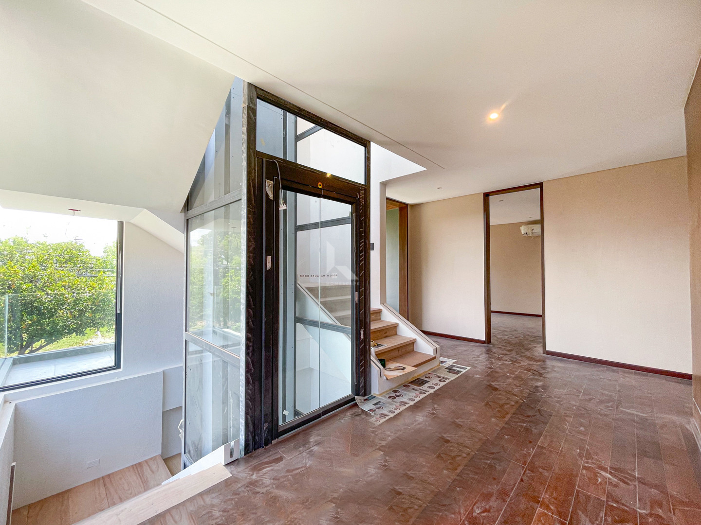 Notable Modern Contemporary House and Lot in Tahanan Village photo 3