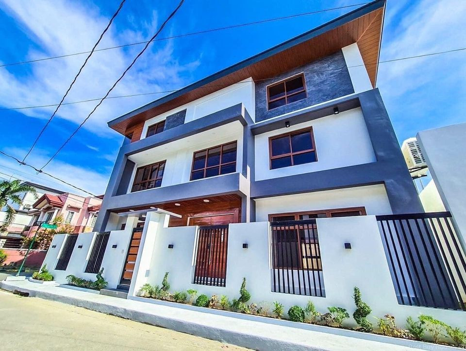 House & Lot For Sale w/Pool in Pinagbuhatan Pasig photo 2