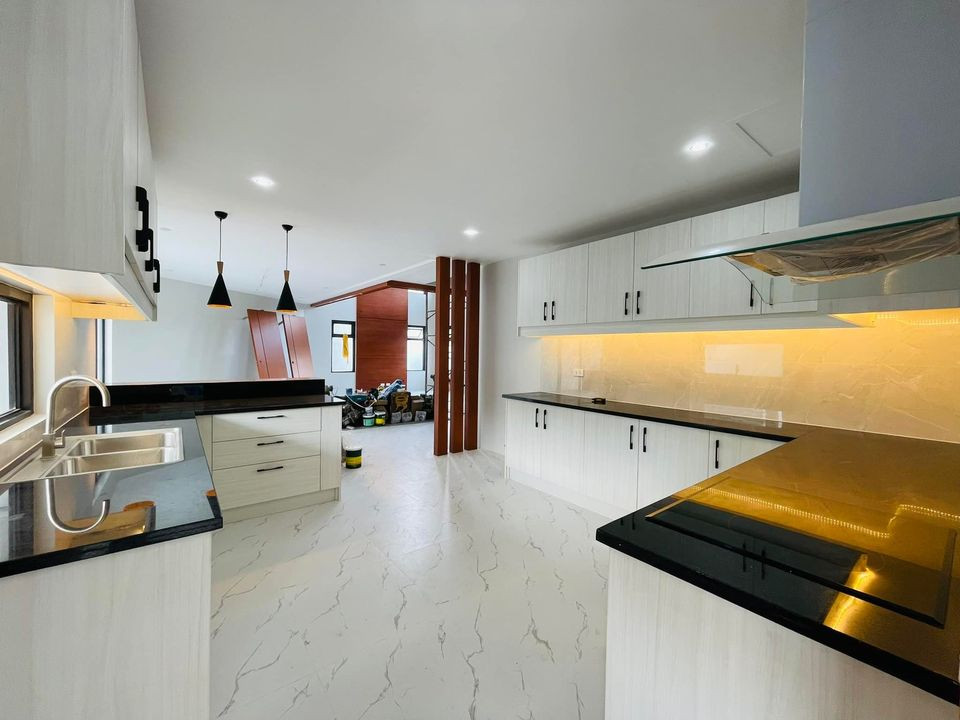 For Sale Brandnew house with Swimming in Greenwoods Pasig photo 3