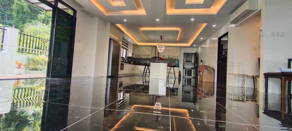 2 Level House for Sale in Busay photo 5