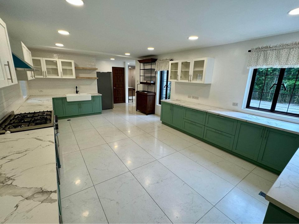DASMARINAS VILLAGE House & Lot photo 4