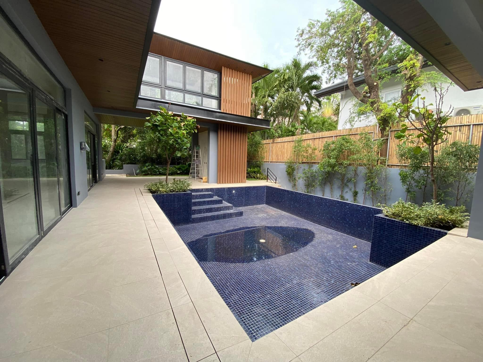 A Newly Built Modern House and Lot for Sale in Ayala Alabang photo 1