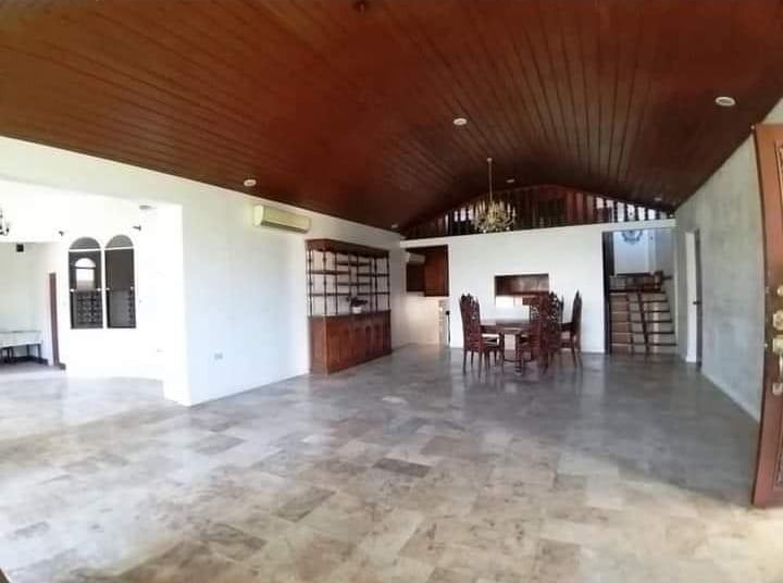 House and Lot for Sale in Guadalupe Heights Subdivision photo 4