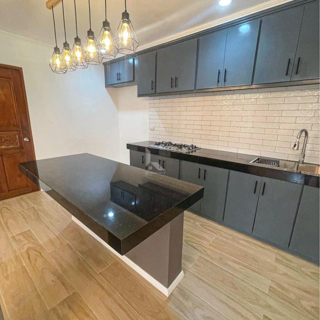 Cozy Contemporary Brand New House and Lot For Sale photo 3