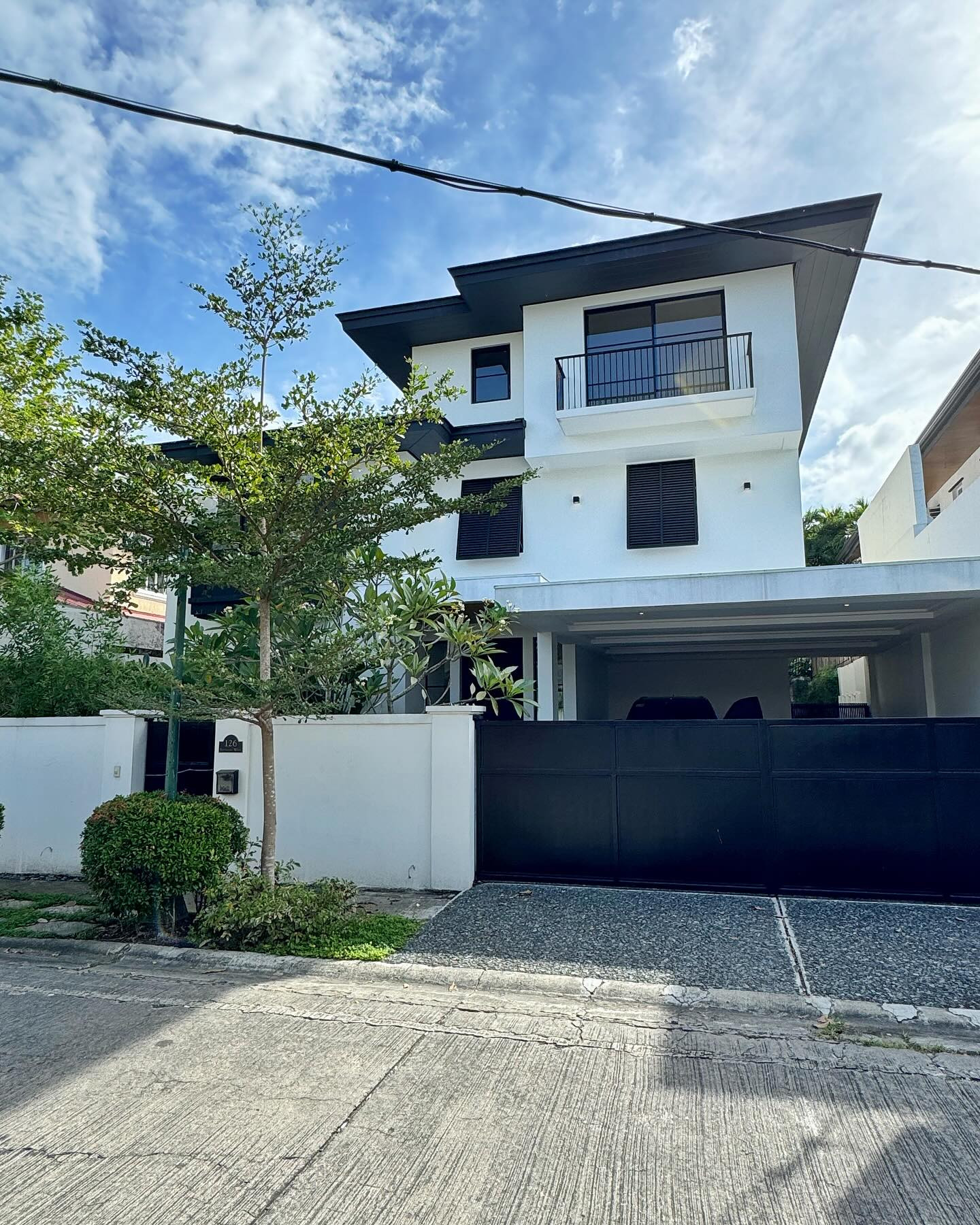 Brand New Modern House for Sale in Ayala Alabang Village photo 1