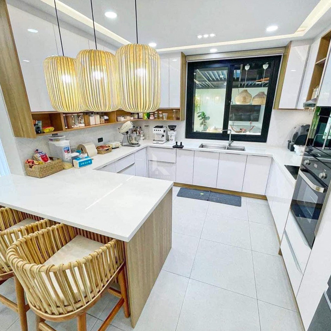 Stylish Modern Tropical House and Lot For Sale photo 5