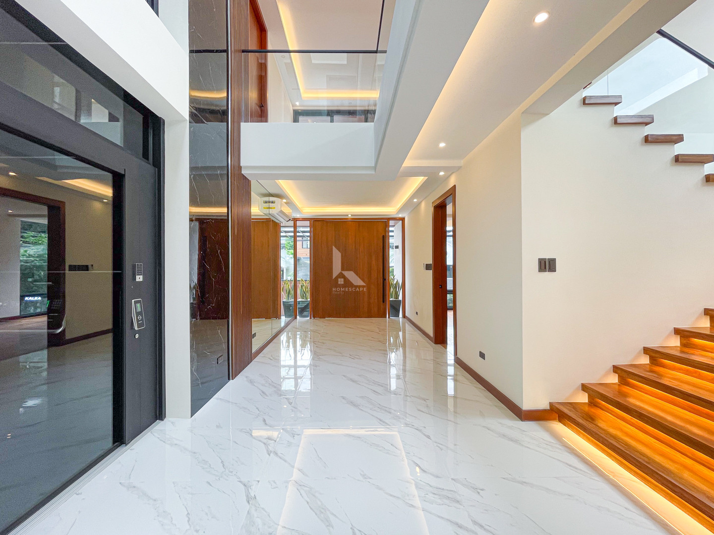 Luxurious Modern Contemporary House and Lot For Sale photo 4