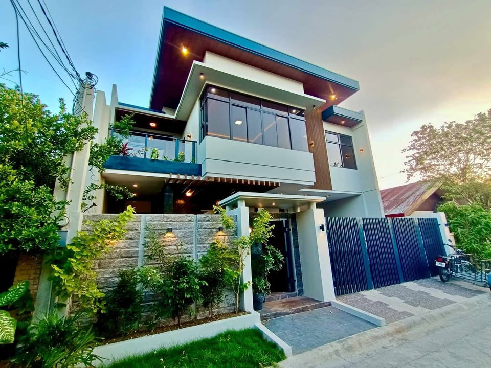 ELEGANT MODERN 2-STOREY SINGLE DETTACHED HOUSE AND LOT FOR SALE photo 2