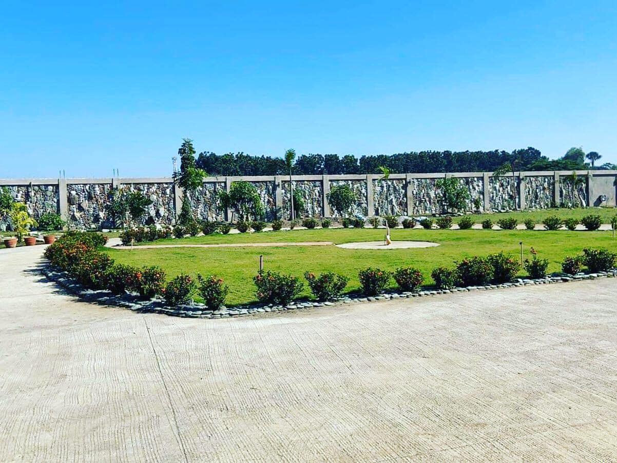 FOR SALE GRAND MANSION WITH FARM RESORT IN NUEVA ECIJA photo 4