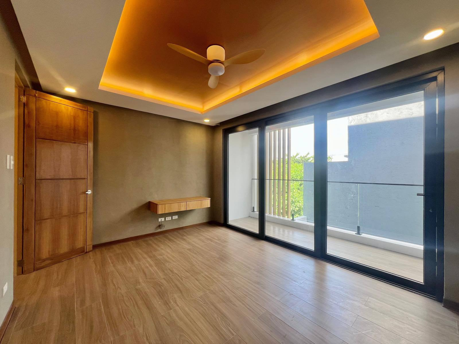 Own this Brand-New Single Detached House in Multinational Village photo 3