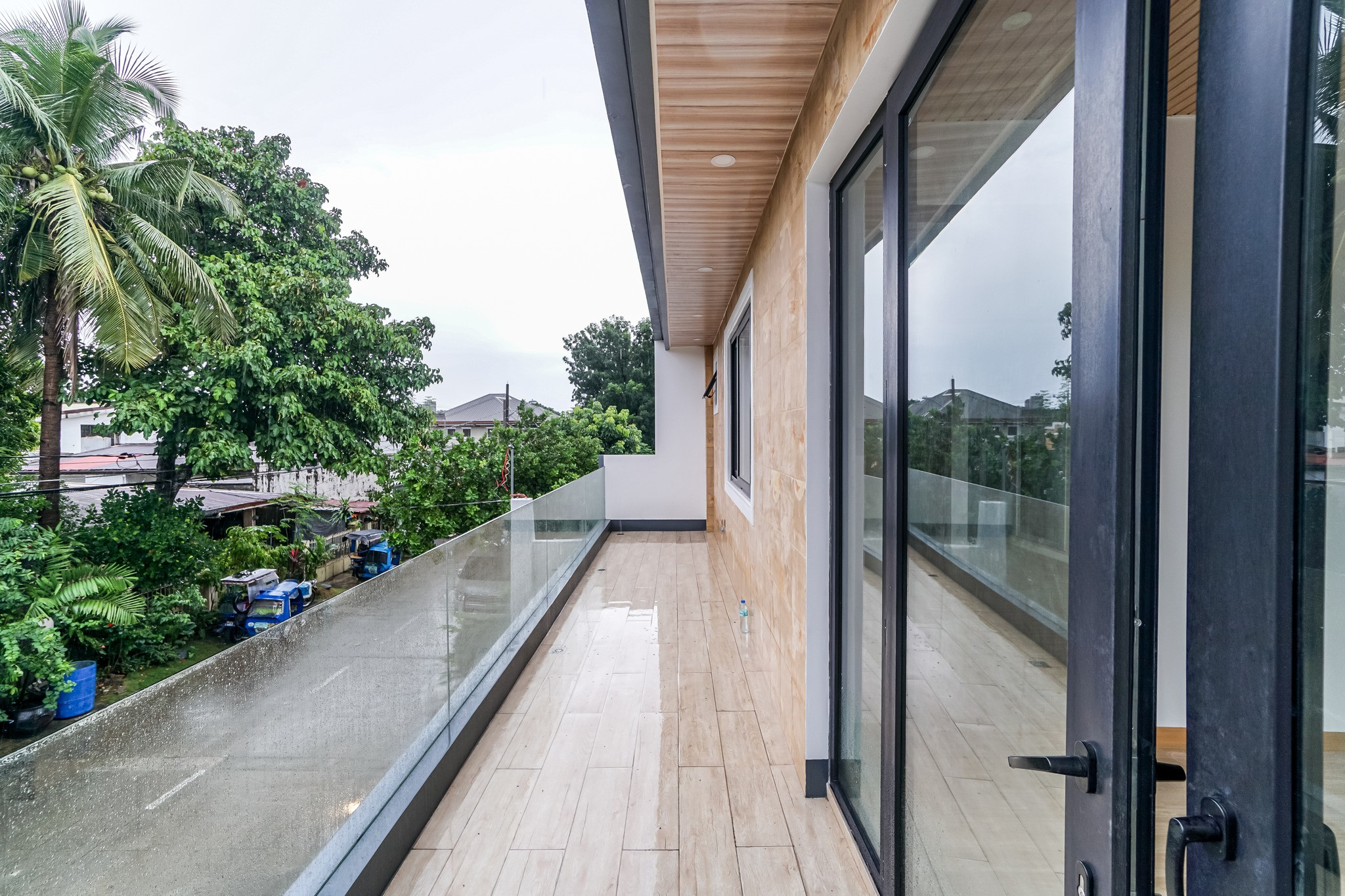 Brand new spacious modern home in BF Homes in Paranaque City photo 2