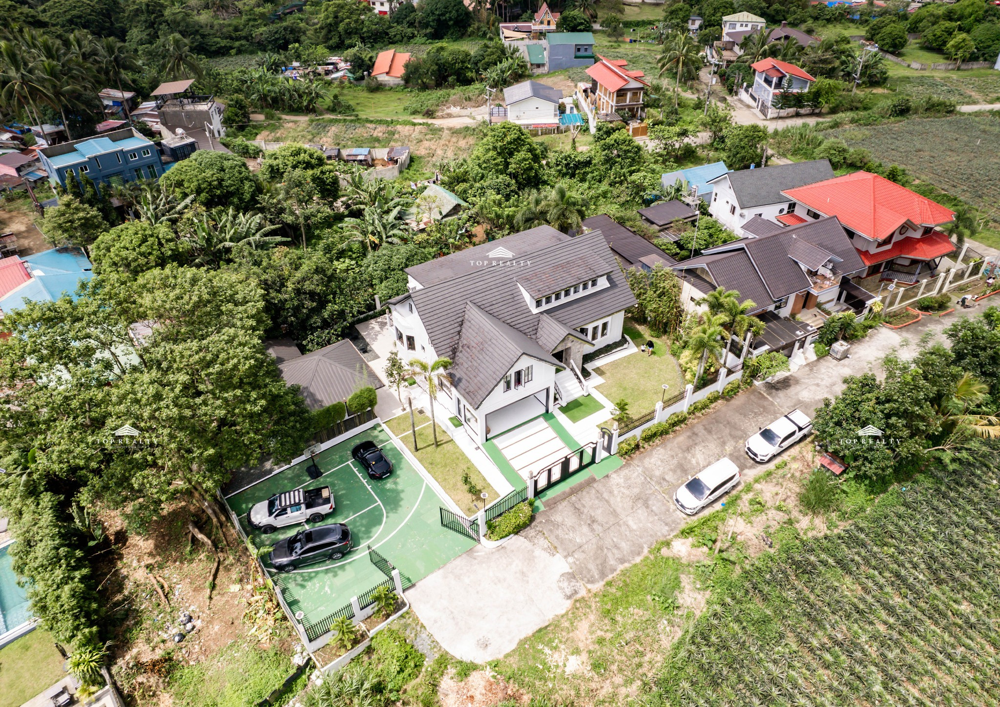 This fully furnished home is Airbnb-ready with end-of-the-road privacy photo 1