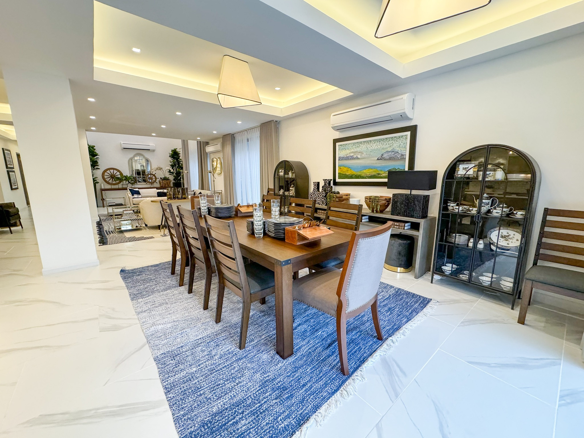 Enchanting 4-Bedroom House for Sale in Loyola Grand Villas photo 4