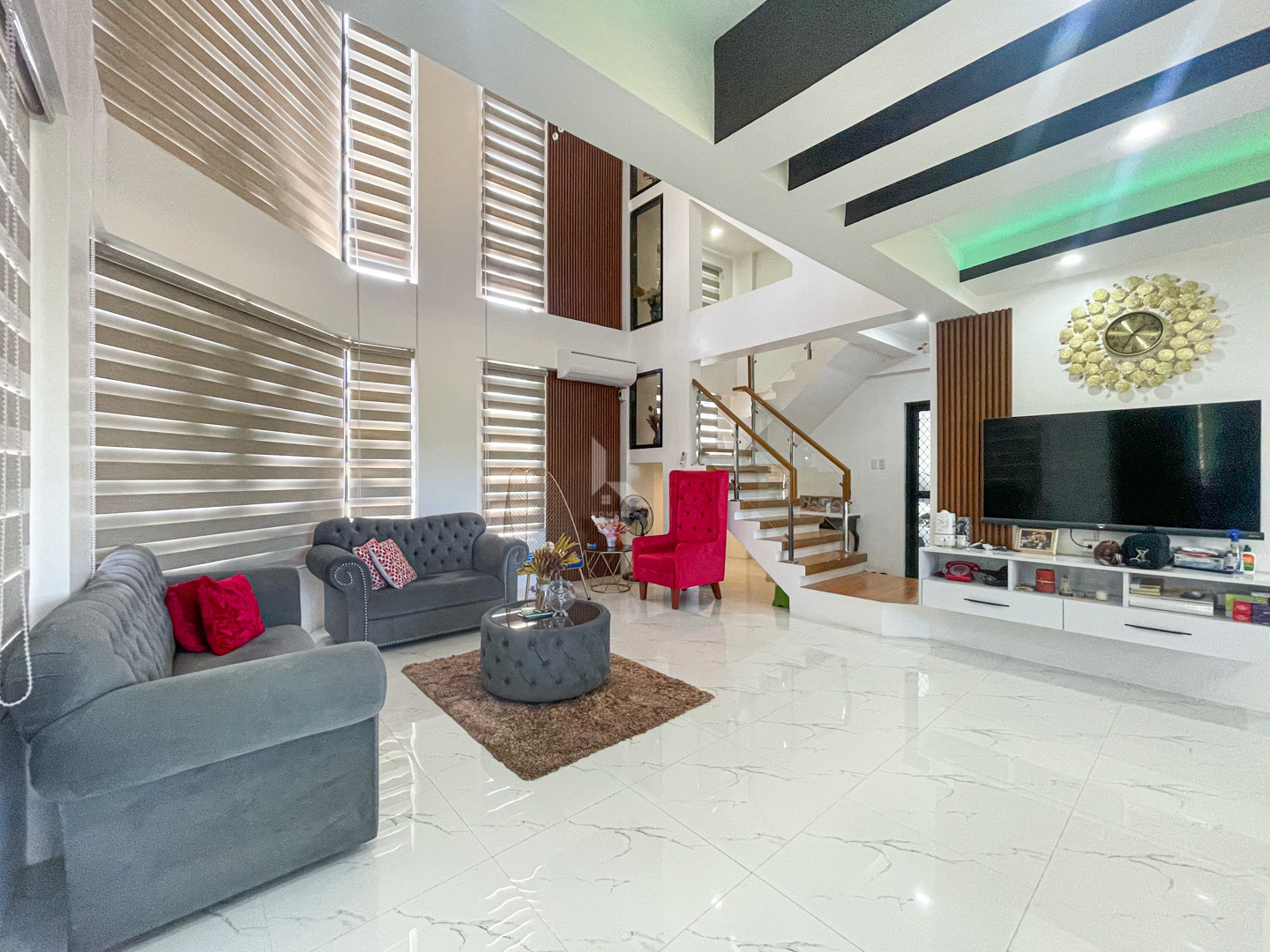 Captivating Modern Asian Corner House For Sale in Cabuyao, Laguna photo 2