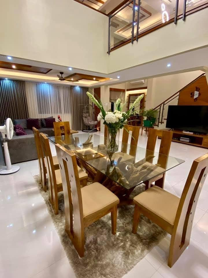Luxurious House and Lot with view For Sale in Vistamar Cebu City photo 4