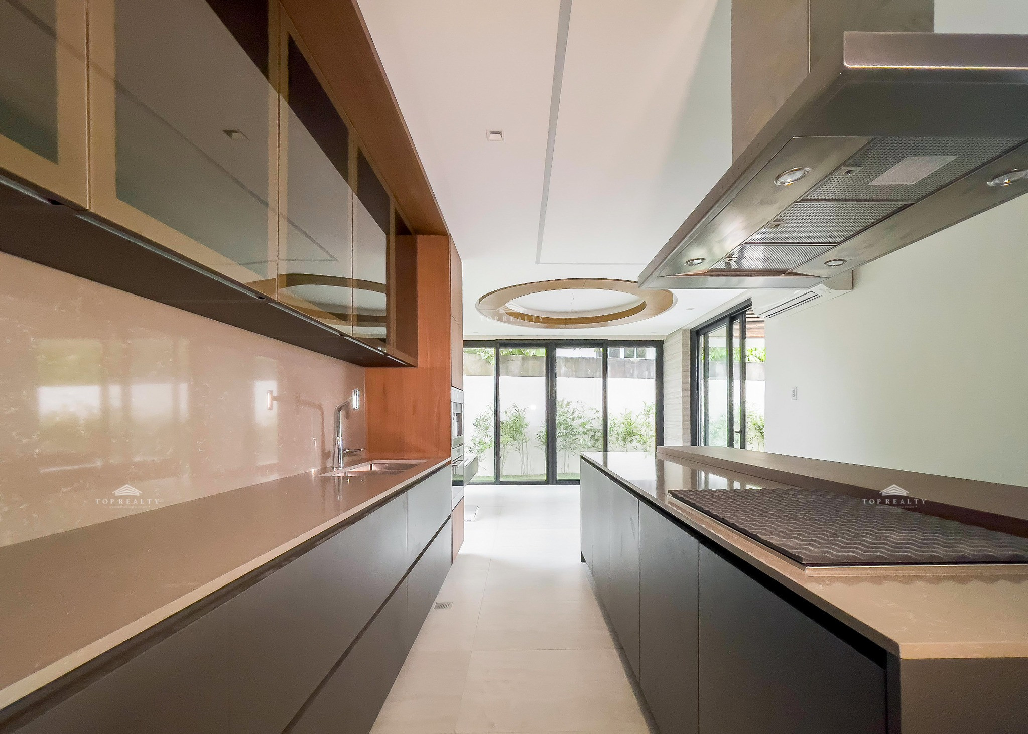 Contemporary Smart Home for Sale in Ayala Southvale Primera photo 5