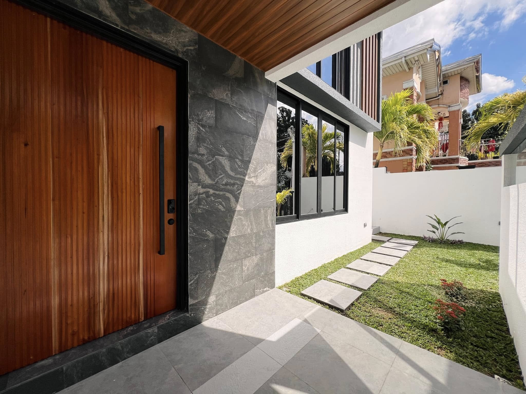 A Charming Two-Storey House for Sale in Casa Milan photo 2
