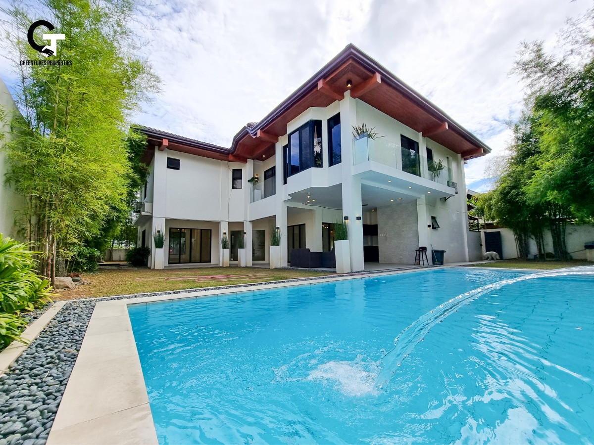 Elegant Modern Design Fully Furnished House and Lot with Swimming Pool photo 1