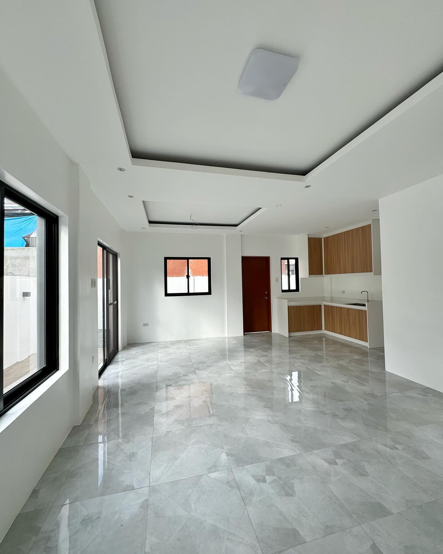 Brand New Modern House for Sale photo 5
