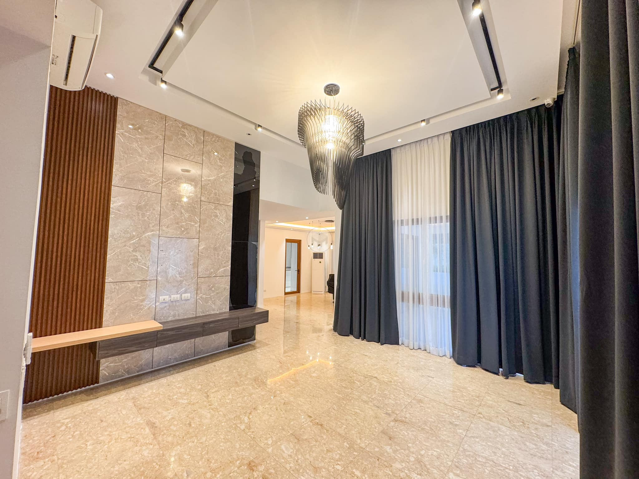 An Elegant 4 Bedroom House and Lot for Sale photo 1