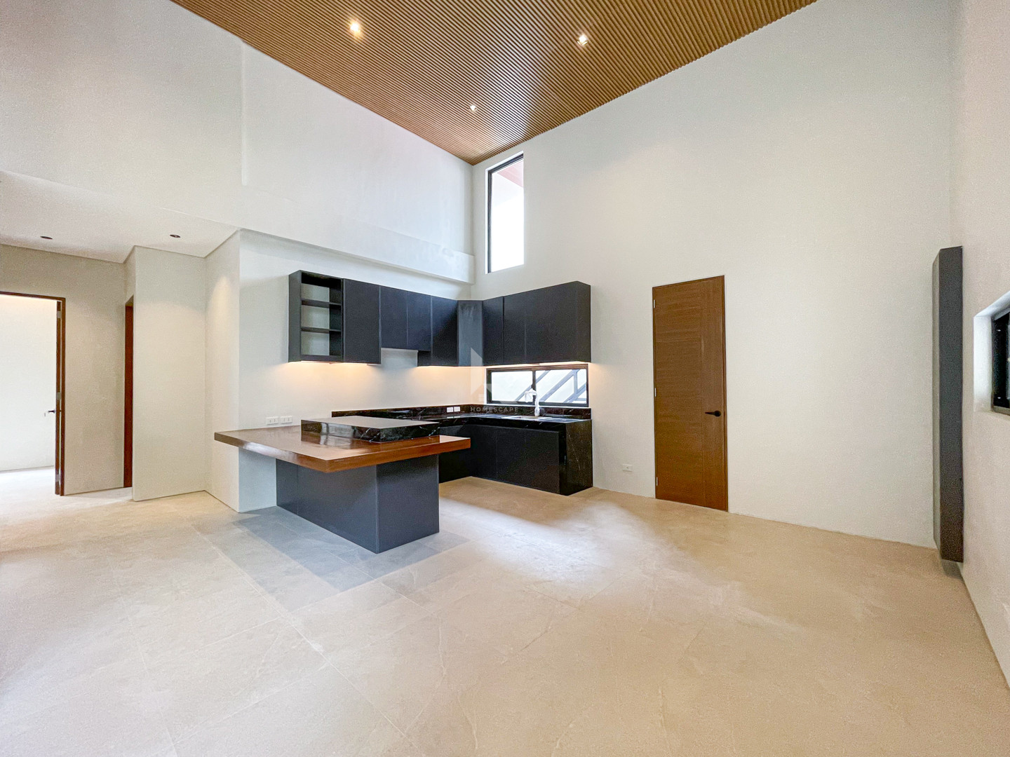Elegant Modern Bungalow Home with Mezzanine Floor For Sale photo 4