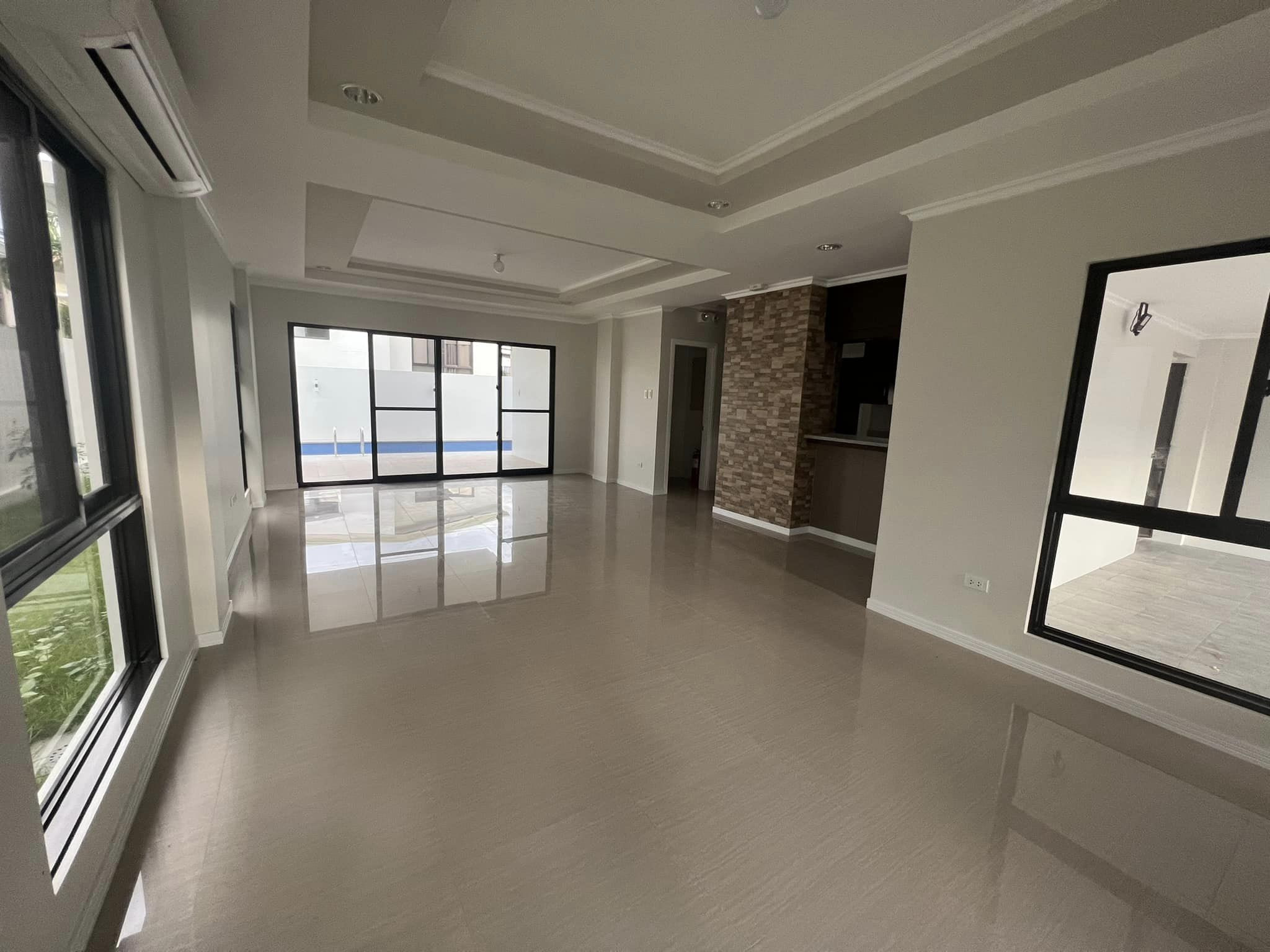 Brandnew Modern House for Sale in a secured subd near Clark photo 2