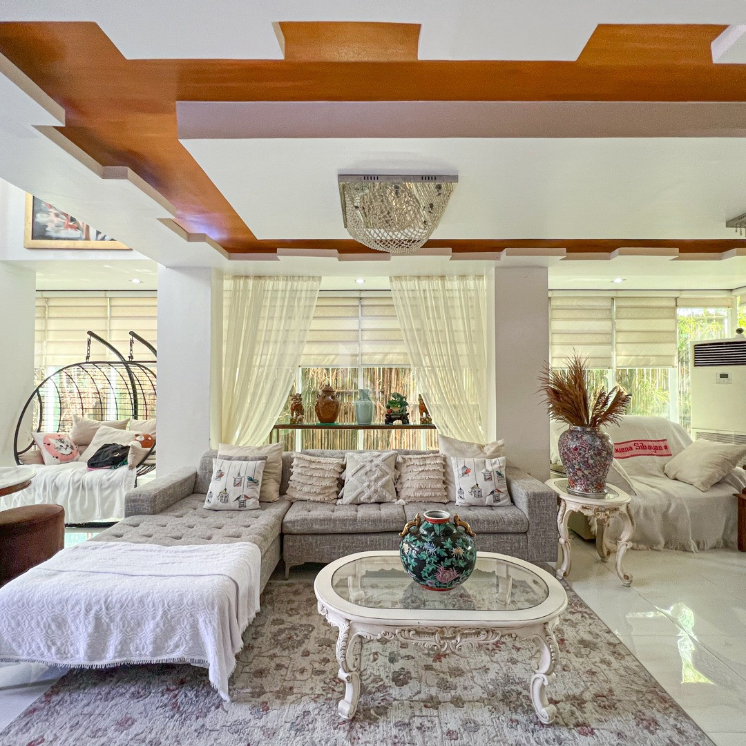 Sophisticated Modern Asian House and Lot For Sale in Tivoli Royale photo 5