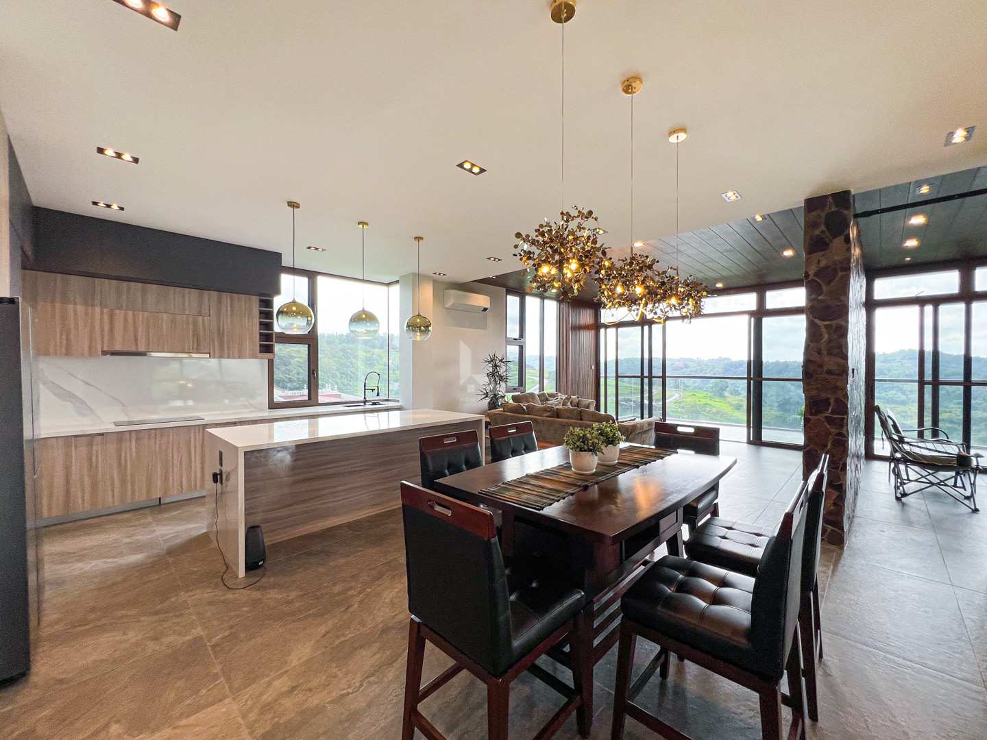 Gorgeous Modern Contemporary House and Lot For Sale photo 4