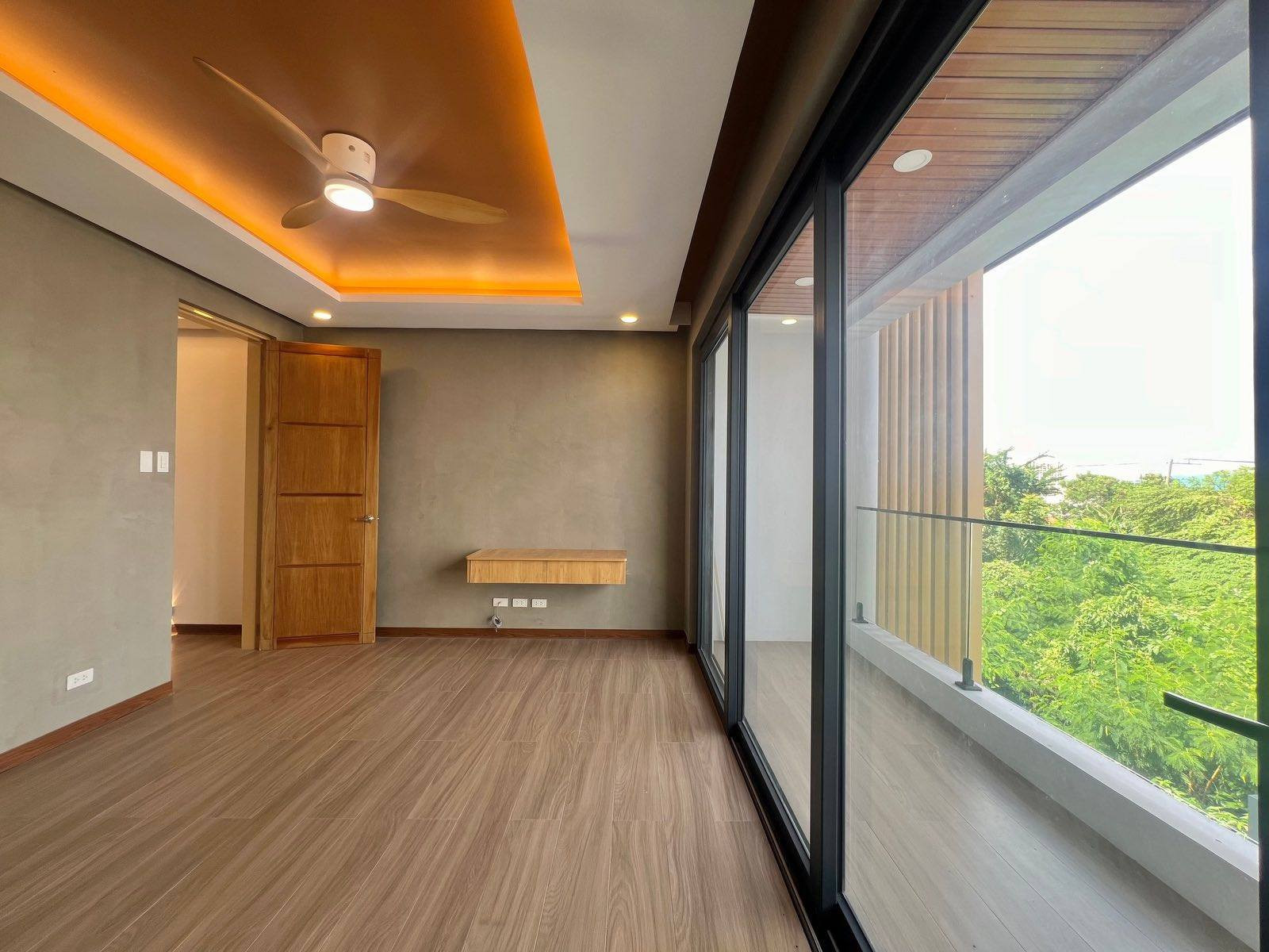 Own this Brand-New Single Detached House in Multinational Village photo 4