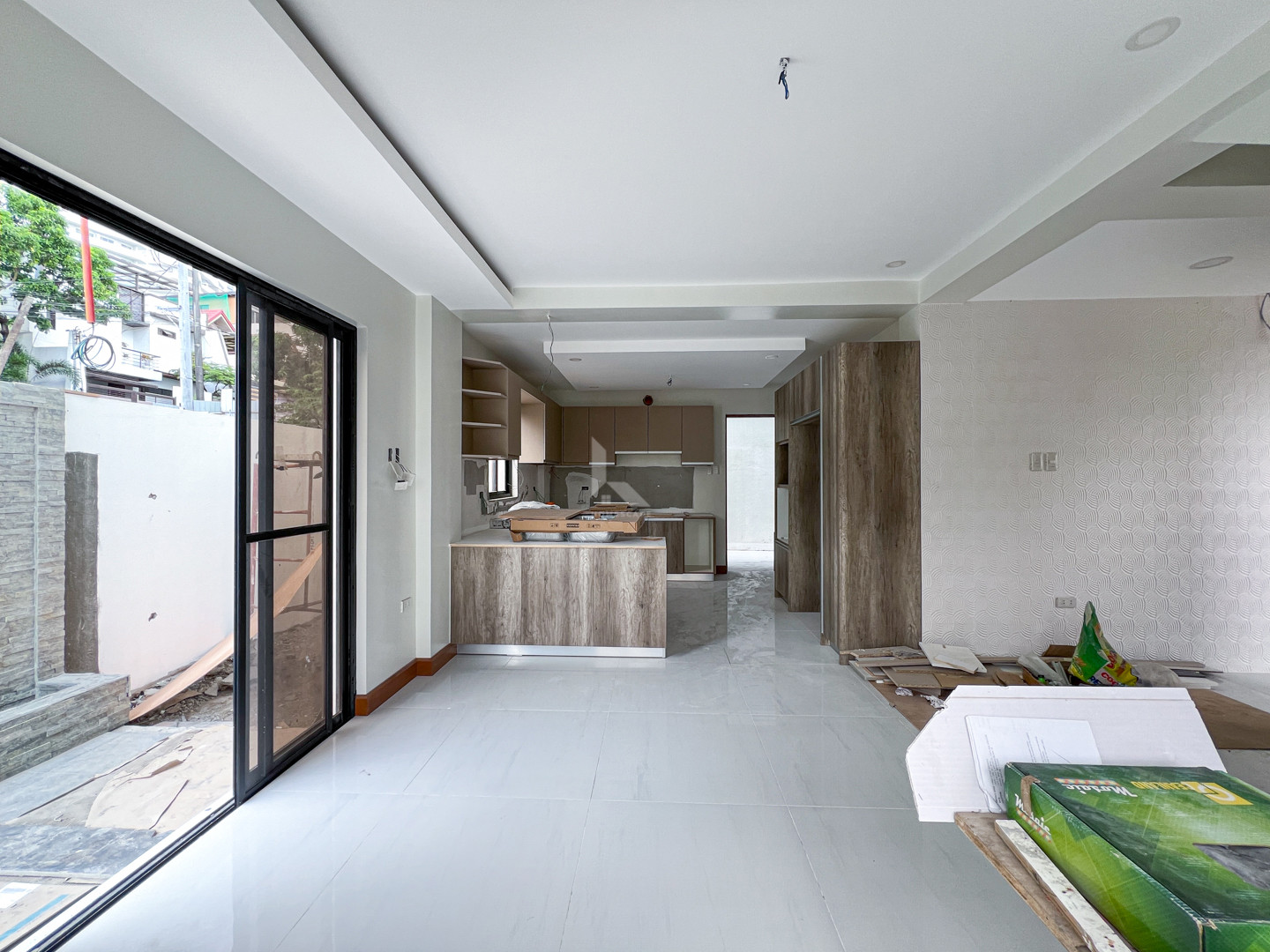 Stunning Modern House and Lot in Vista Real Subdivision, Quezon City photo 2