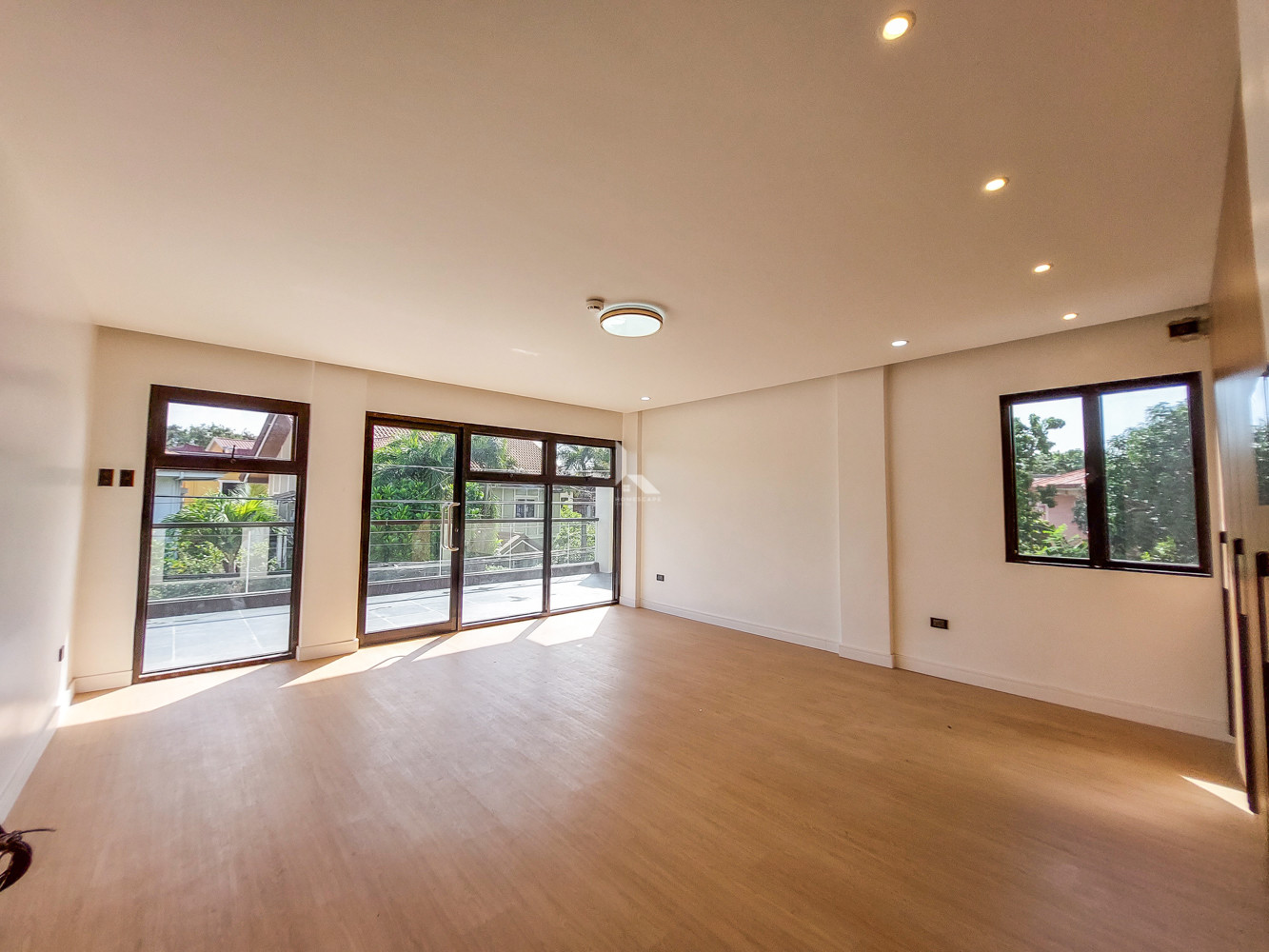 Brand New 2 Storey Modern Home for Sale in Las Piñas photo 4