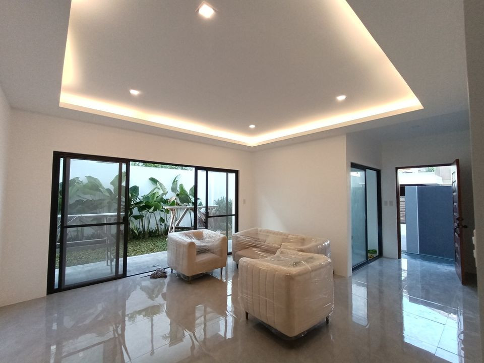 A BRAND NEW MODERN HOUSE AND LOT FOR SALE IN BF HOMES PARAÑAQUE photo 4