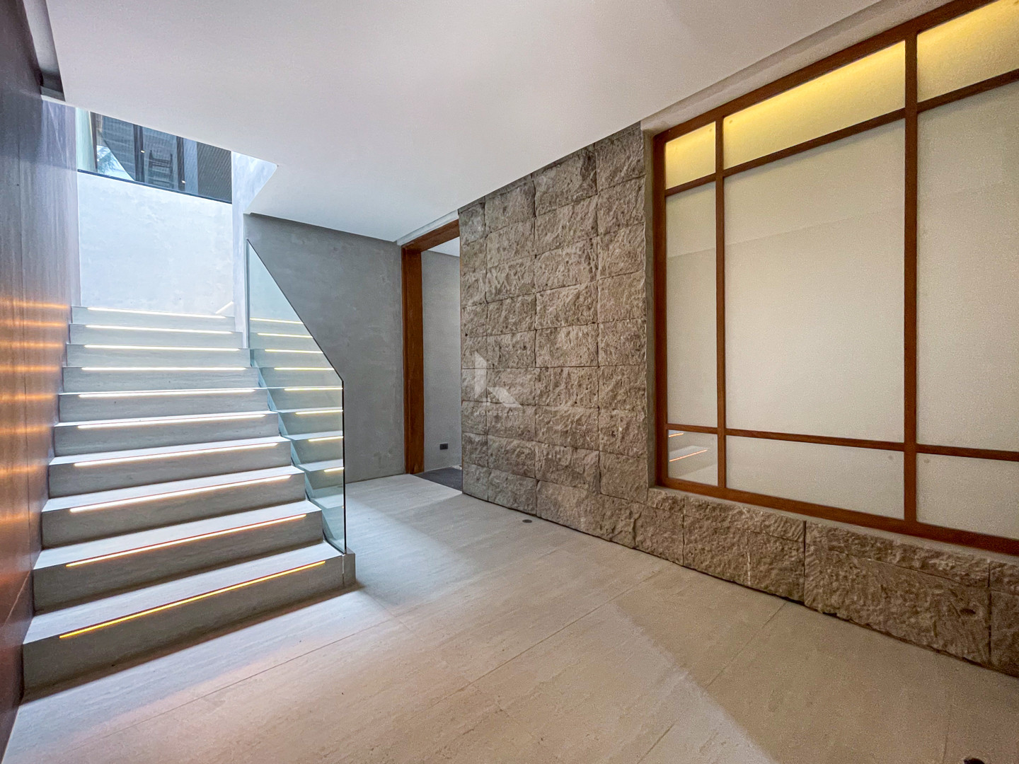 Exceptional Modern Brutalist House and Lot in Farmville Subdivision photo 4