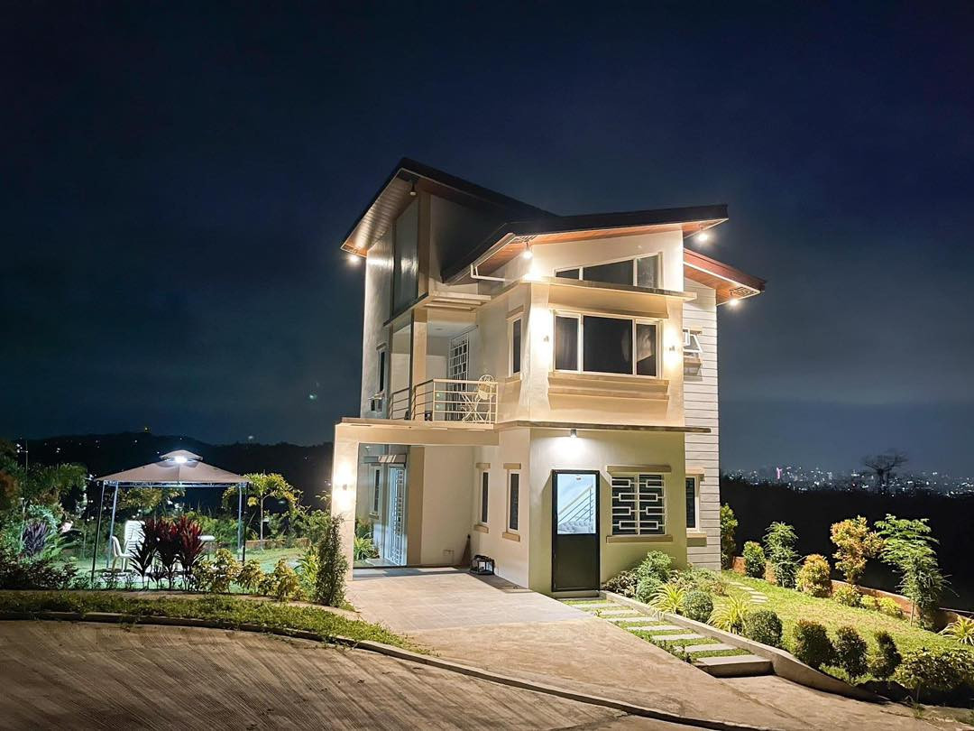 An Astounding Well-Maintained House and Lot for Sale in San Mateo, Rizal photo 1