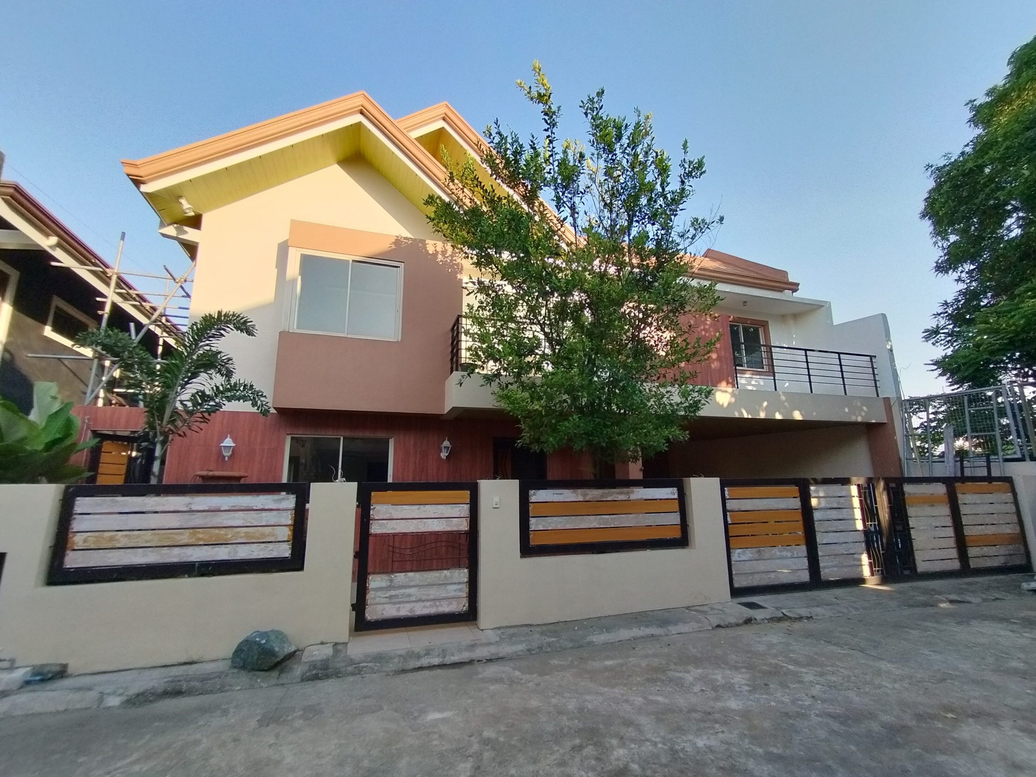 House for Sale in Bf Homes Las Pinas photo 1
