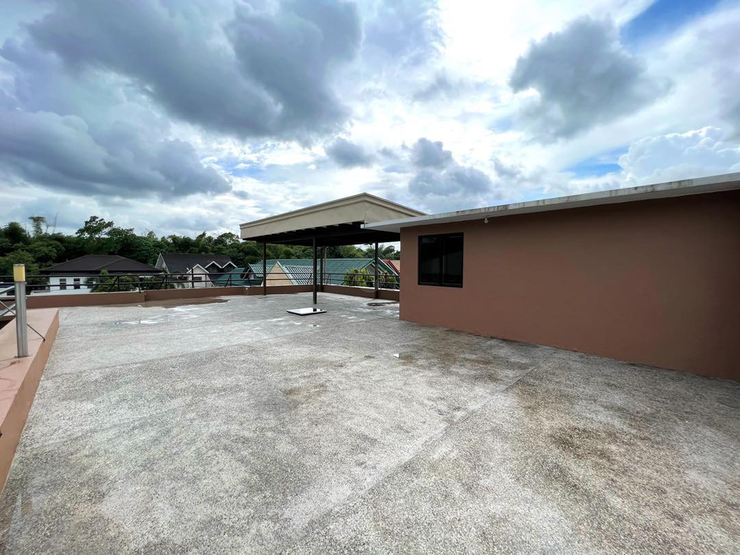 A Pleasant and Spacious House and Lot for Sale in Quezon City photo 4
